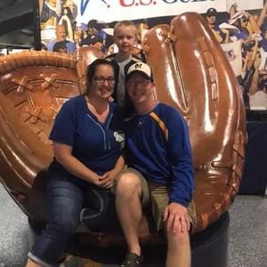 Meet your Posher, Laura